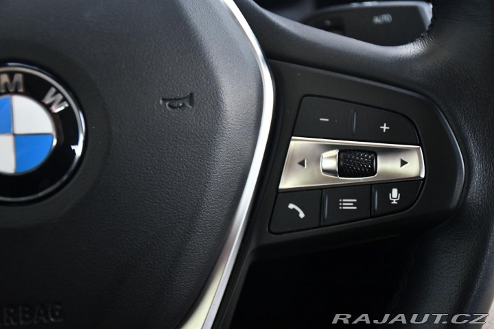 BMW 3 318d SERV.KNÍŽKA REZERVAC 2022