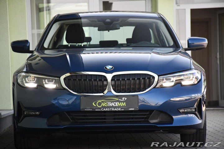 BMW 3 318d SERV.KNÍŽKA 1M ČR 2022