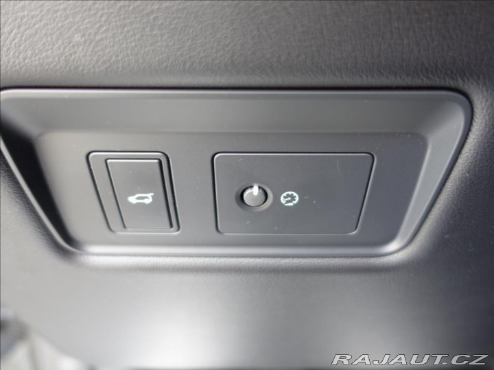Land Rover Range Rover Sport 3,0 D300 Autobiography ČR 2020