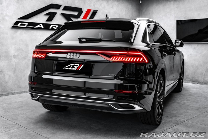 Audi Q8  2023