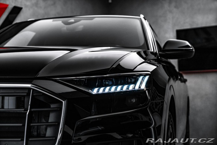Audi Q8  2023