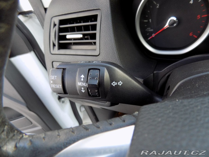 Ford Kuga 2.0TDCi/AWD/LED/Klimatiza 2012