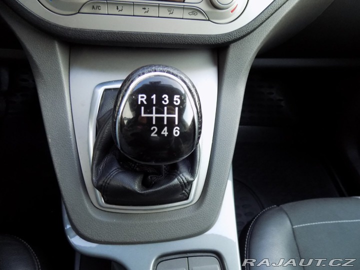 Ford Kuga 2.0TDCi/AWD/LED/Klimatiza 2012