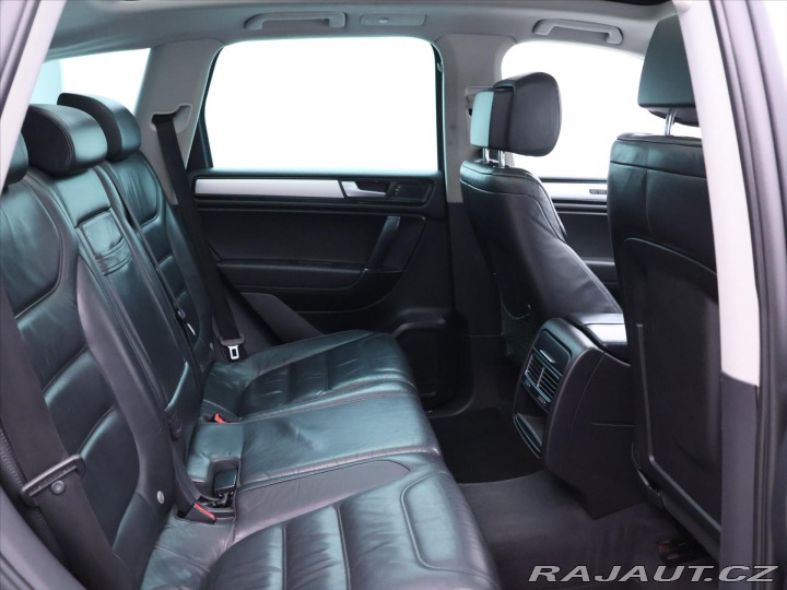 Volkswagen Touareg 3,0 TDI 176kW 4M Kůže Taž 2010