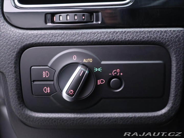 Volkswagen Touareg 3,0 TDI 176kW 4M Kůže Taž 2010