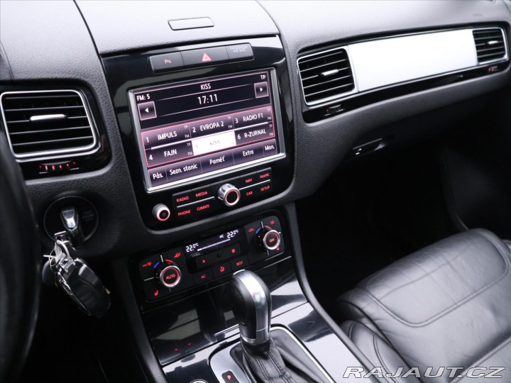 Volkswagen Touareg 3,0 TDI 176kW 4M Kůže Taž 2010