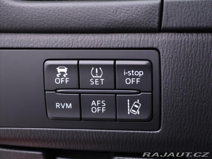 Mazda 6 2,0 i 121kW Revolution 2015