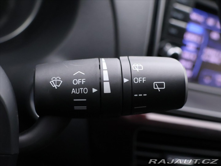 Mazda 6 2,0 i 121kW Revolution 2015