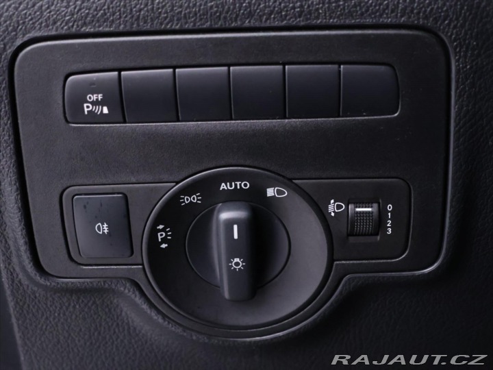 Mercedes-Benz Vito 2,0 116CDI 9 Míst Long Au 2019