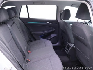 Volkswagen Golf 1,5 TSI 110kW DSG CZ 1.Ma 2023