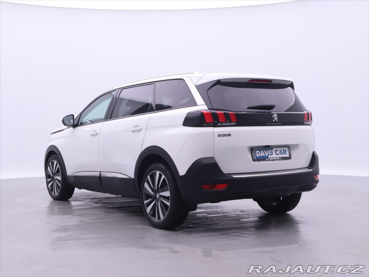 Peugeot 5008 1,2 PT Premium 7-Míst Ser 2021