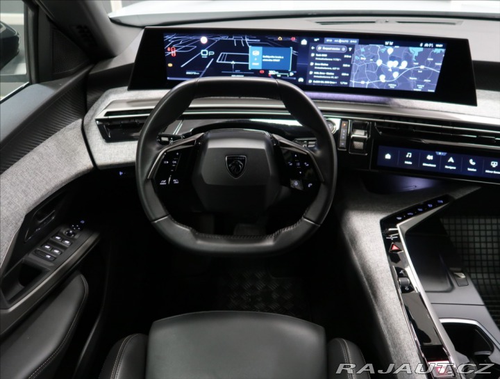 Peugeot 3008 1,2 ALLURE HYBRID 145 e-D 2025