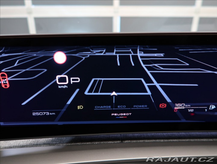 Peugeot 3008 1,2 ALLURE HYBRID 145 e-D 2025