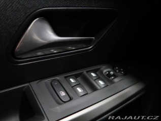 Peugeot 3008 1,2 ALLURE HYBRID 145 e-D 2025