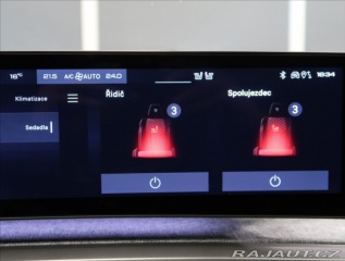 Peugeot 3008 1,2 ALLURE HYBRID 145 e-D 2025