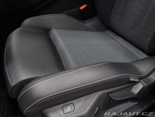 Peugeot 3008 1,2 ALLURE HYBRID 145 e-D 2025