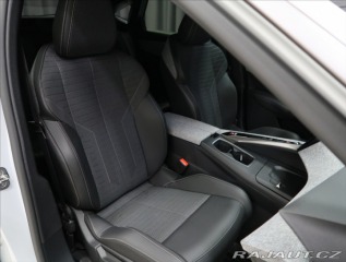 Peugeot 3008 1,2 ALLURE HYBRID 145 e-D 2025