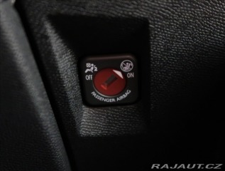 Peugeot 3008 1,2 ALLURE HYBRID 145 e-D 2025