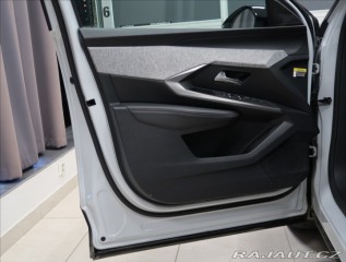 Peugeot 3008 1,2 ALLURE HYBRID 145 e-D 2025