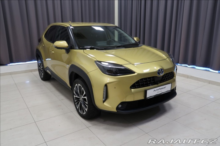Toyota Yaris Cross 1,5 HYBRID AWD-i ČR TAŽNÉ 2021