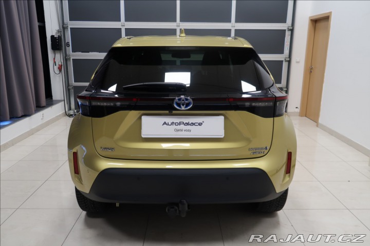 Toyota Yaris Cross 1,5 HYBRID AWD-i ČR TAŽNÉ 2021