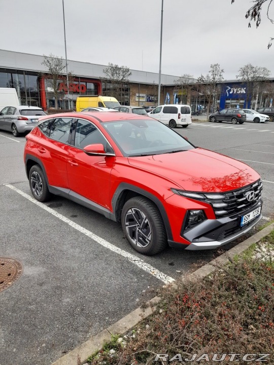 Hyundai Tucson 1,6   Podej auta 1800