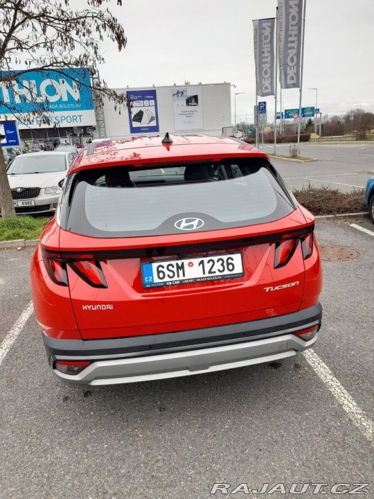 Hyundai Tucson 1,6   Podej auta 1800
