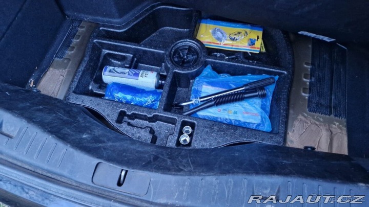 Lincoln Ostatní modely MKZ 2,0   Prodám ECVT 2017