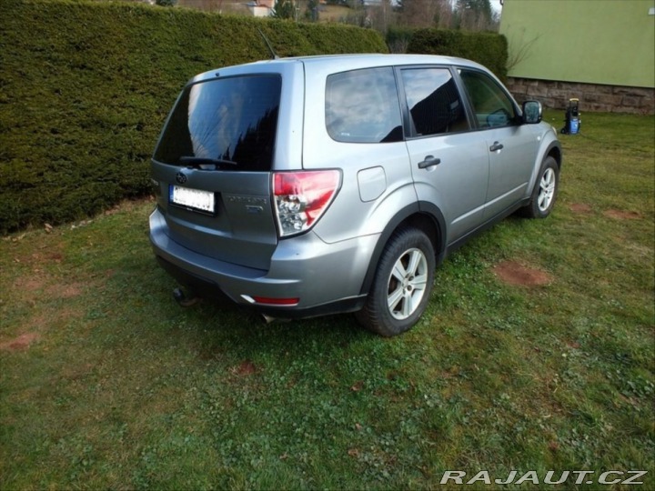 Subaru Forester 2,0   SHD 2011