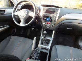 Subaru Forester 2,0   SHD 2011