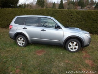 Subaru Forester 2,0   SHD 2011