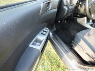 Subaru Forester 2,0   SHD 2011