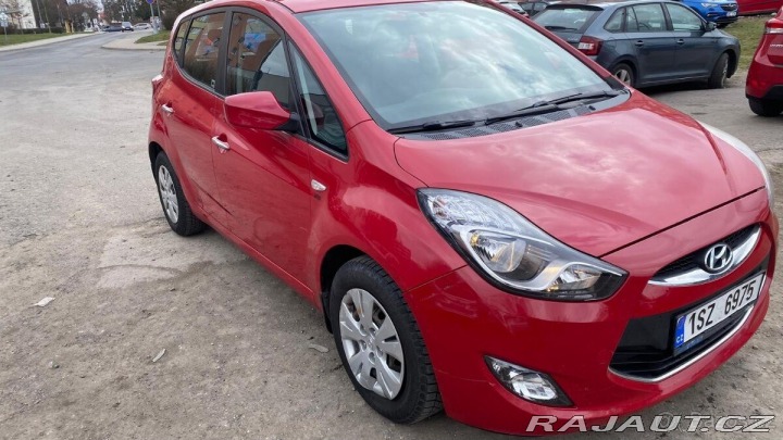 Hyundai ix20  2012