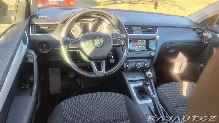 Škoda Octavia 1,6   3 2015