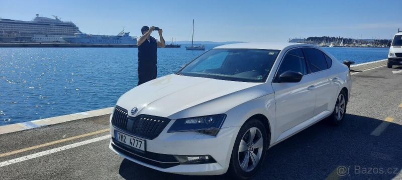 Škoda Superb 2,0   TDI, 110 kw, manuál