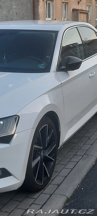 Škoda Superb 2,0   TDI, 110 kw, manuál 2018