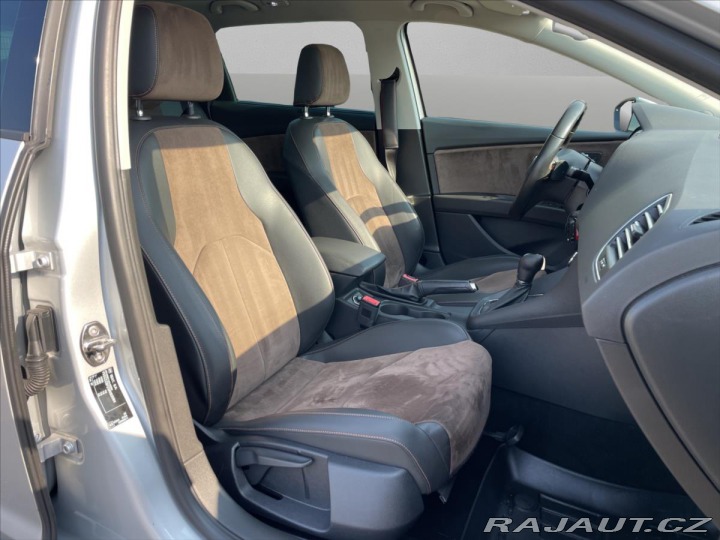 Seat Leon 2,0 TDi DSG 135kW X-Perie 2015