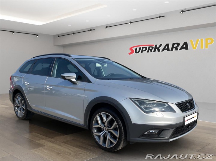 Seat Leon 2,0 TDi DSG 135kW X-Perie 2015