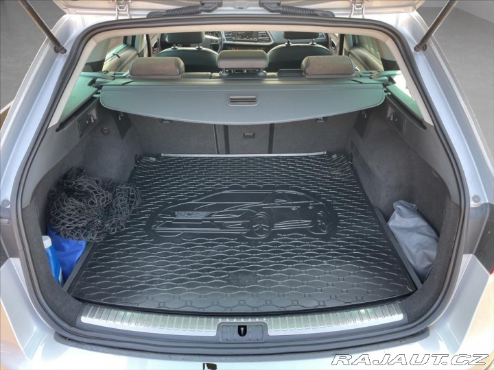 Seat Leon 2,0 TDi DSG 135kW X-Perie 2015