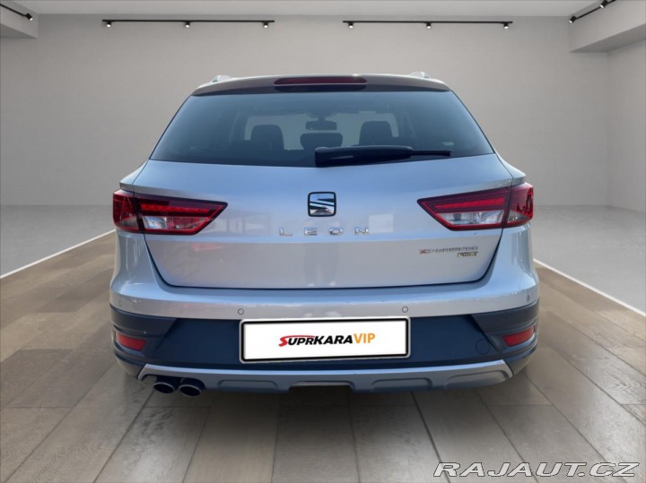 Seat Leon 2,0 TDi DSG 135kW X-Perie 2015