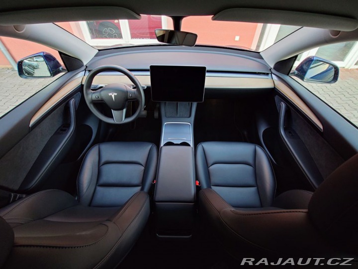 Tesla Model Y Long Range Dual Motor 378 2022