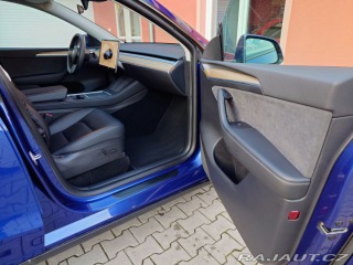 Tesla Model Y Long Range Dual Motor 378 2022