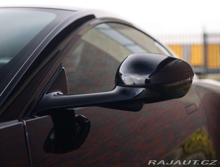 Aston Martin V8 Vantage 4.0 , Ako nové! V záruke 2025