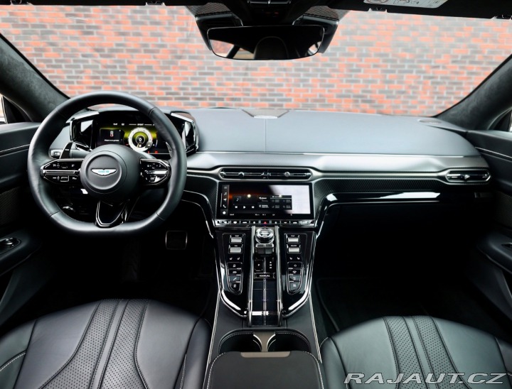 Aston Martin V8 Vantage 4.0 , Ako nové! V záruke 2025