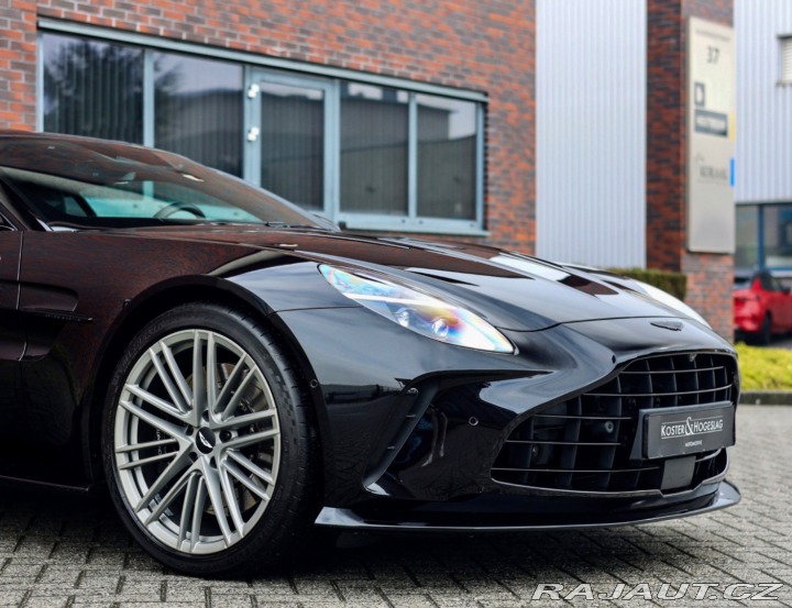 Aston Martin V8 Vantage 4.0 , Ako nové! V záruke 2025