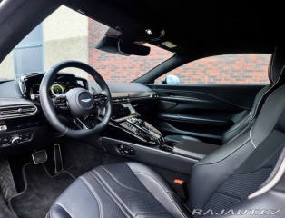 Aston Martin V8 Vantage 4.0 , Ako nové! V záruke 2025