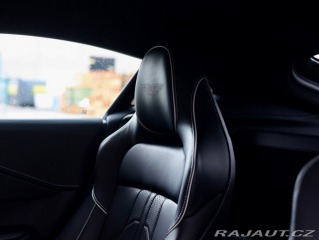 Aston Martin V8 Vantage 4.0 , Ako nové! V záruke 2025