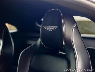 Aston Martin V8 Vantage 4.0 , Ako nové! V záruke 2025