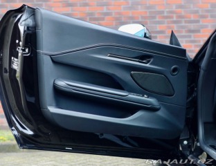 Aston Martin V8 Vantage 4.0 , Ako nové! V záruke 2025