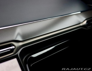 Aston Martin V8 Vantage 4.0 , Ako nové! V záruke 2025